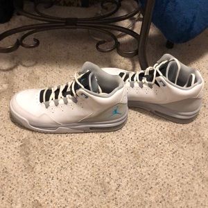 Jordan Flights worn a couple times